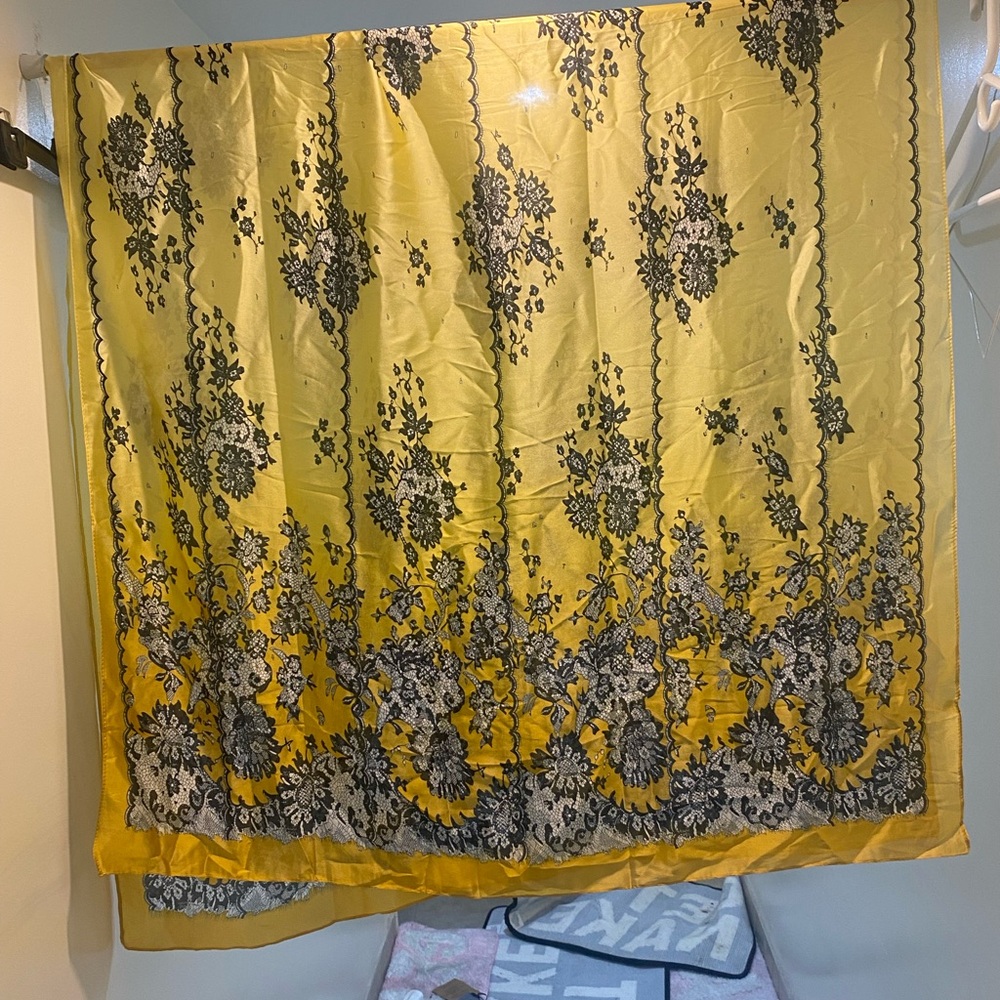 Yellow Floral Lace Print Scarf Wrap
